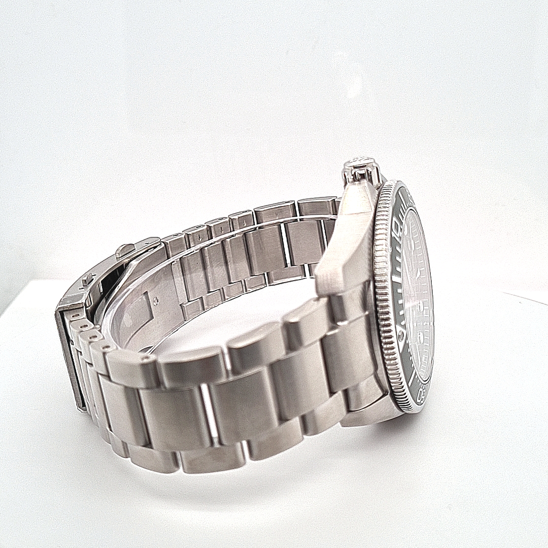 Certina DS Action Diver Grün – Bild 9