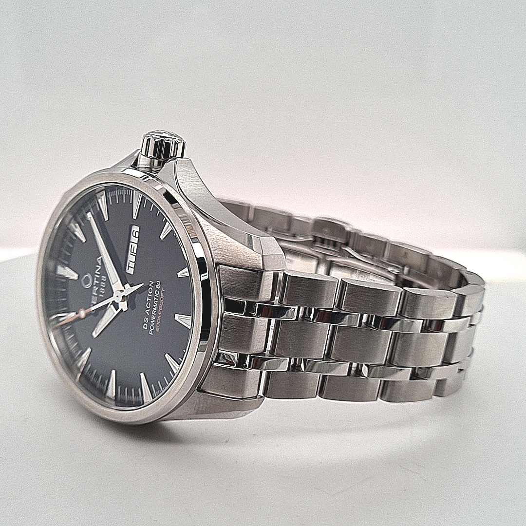 Certina DS Action Daydate Schwarz – Bild 3