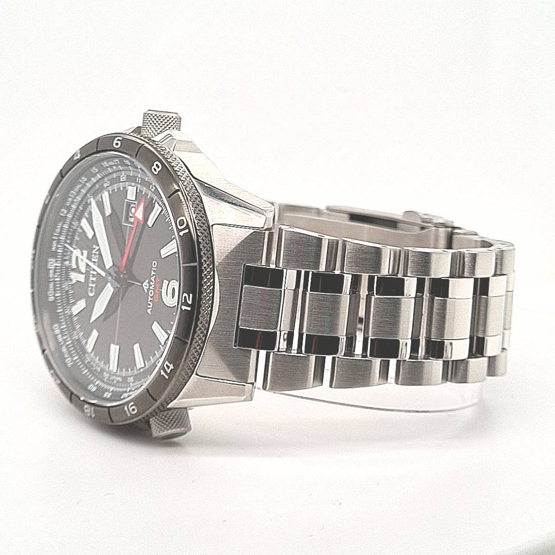 Citizen Promaster Sky GMT Automatik – Bild 3