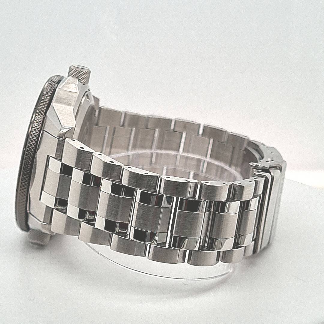 Citizen Promaster Sky GMT Automatik – Bild 4