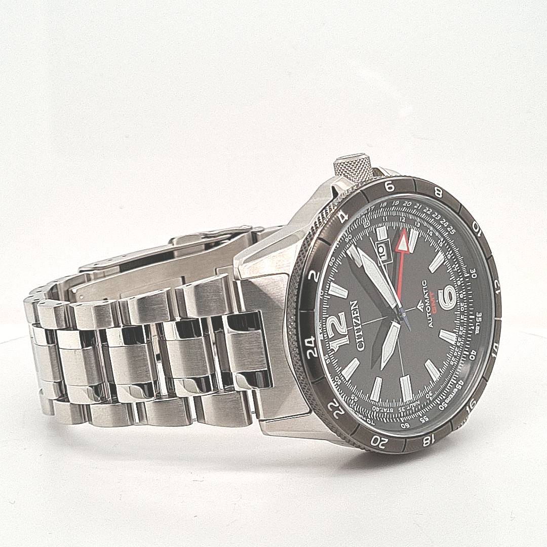 Citizen Promaster Sky GMT Automatik – Bild 9