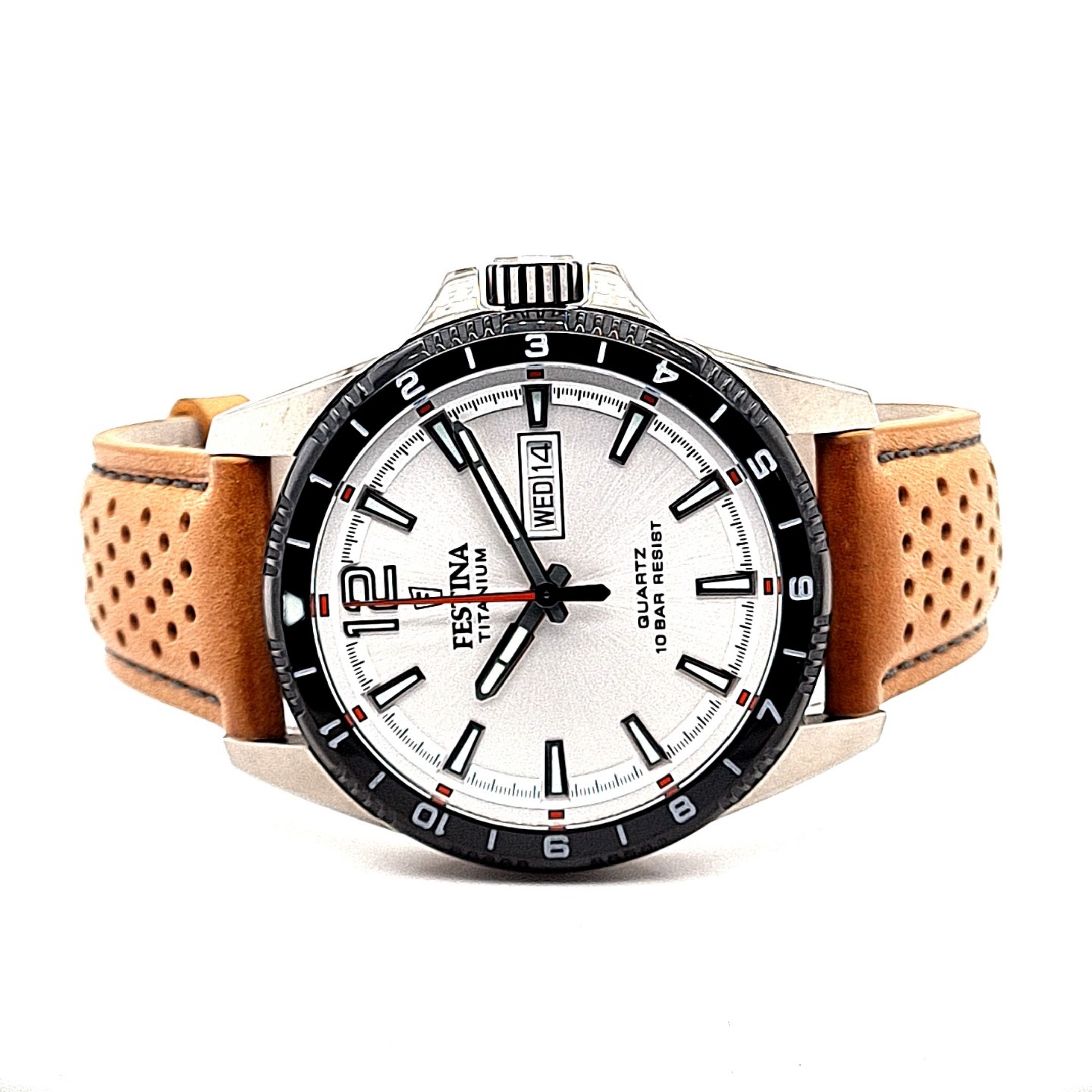 Festina Herrenuhr Titan Grau mit Lederband – Bild 2