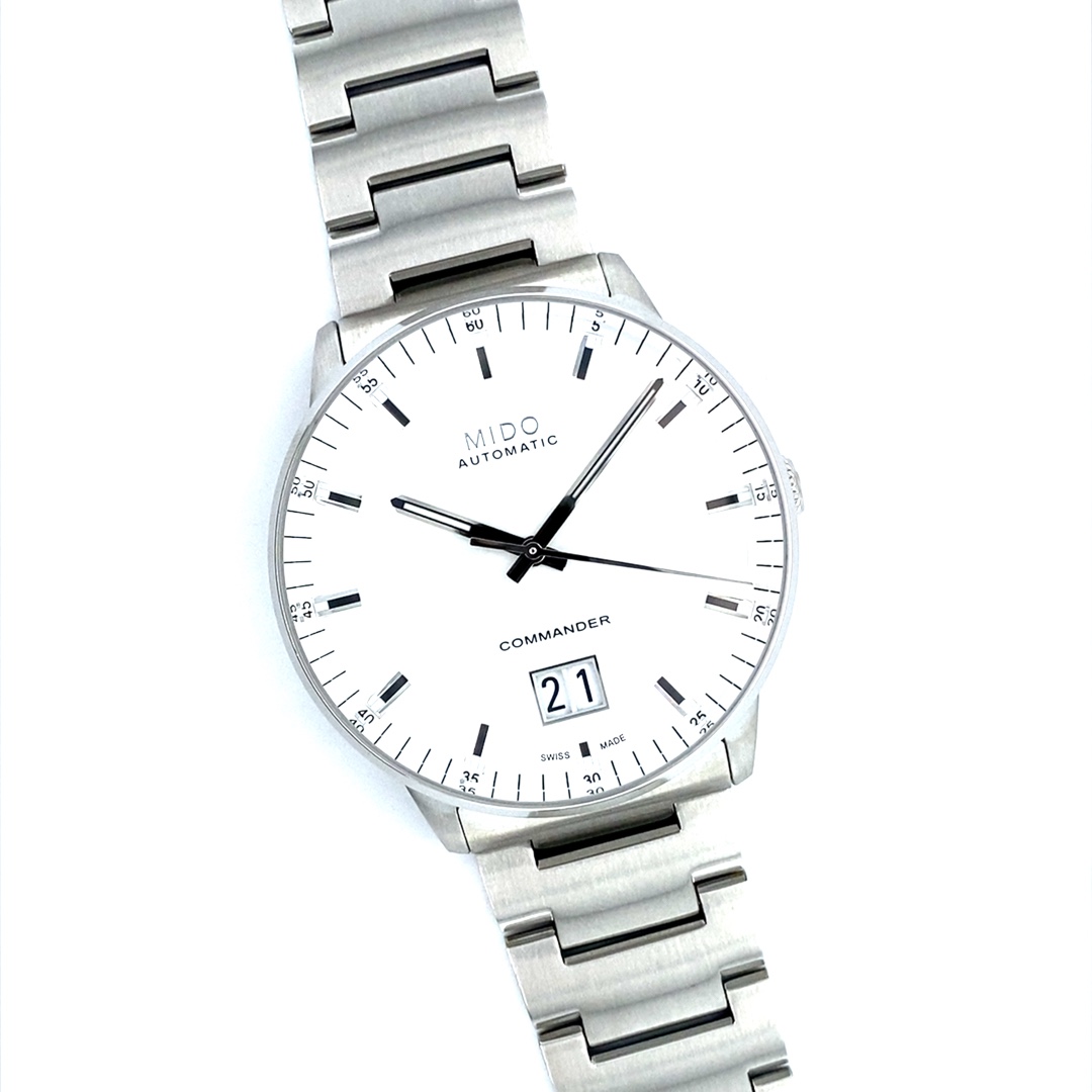 Mido Commander Big Date Stahl – Bild 13