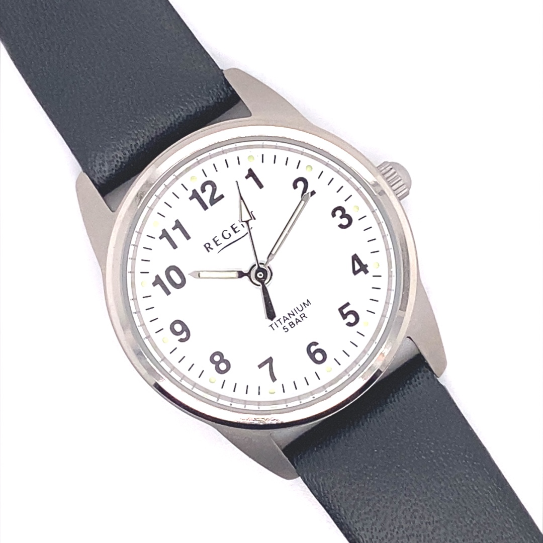 Regent Damenuhr Titan – Bild 4